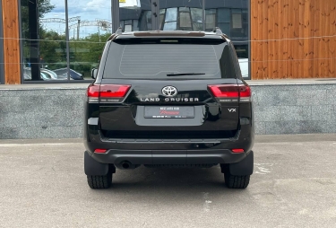 Toyota Land Cruiser 300 VX BR6 Armor 2022 фото 4