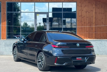 BMW 7 Series 740d MHEV Steptronic xDrive 2022 фото 4