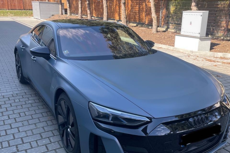 Audi RS e-tron GT S-line 2022 photo