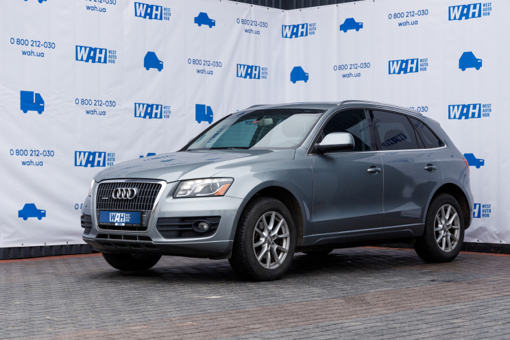 Audi Q5 Premium Plus 2010 фото