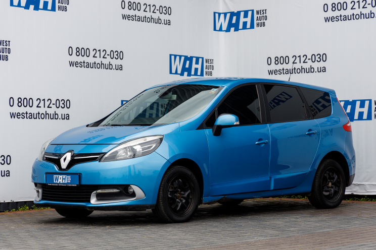 Renault Megane Scenic 2014 photo