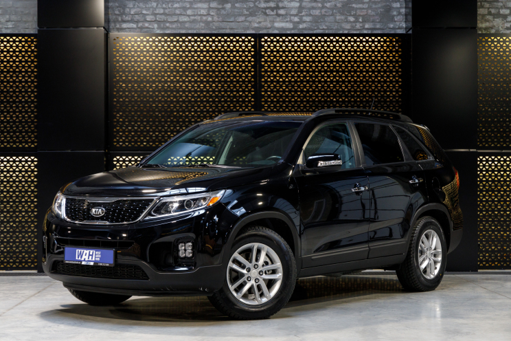Kia Sorento LX photo