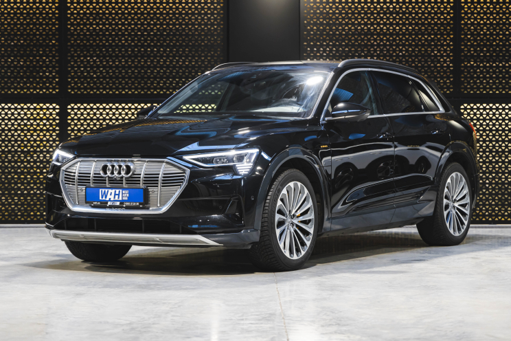 Audi e-tron 2020 photo