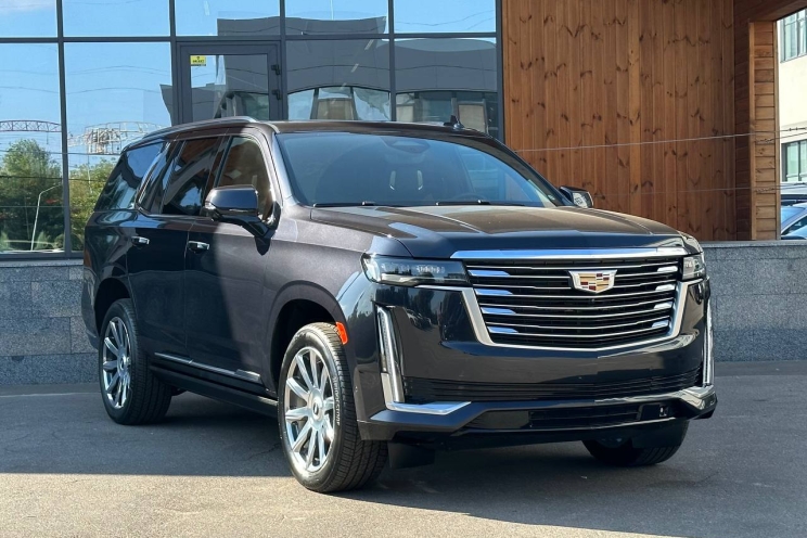 Cadillac Escalade PLATINUM 4WD 2022 фото Cadillac Escalade PLATINUM 4WD 2022 фото