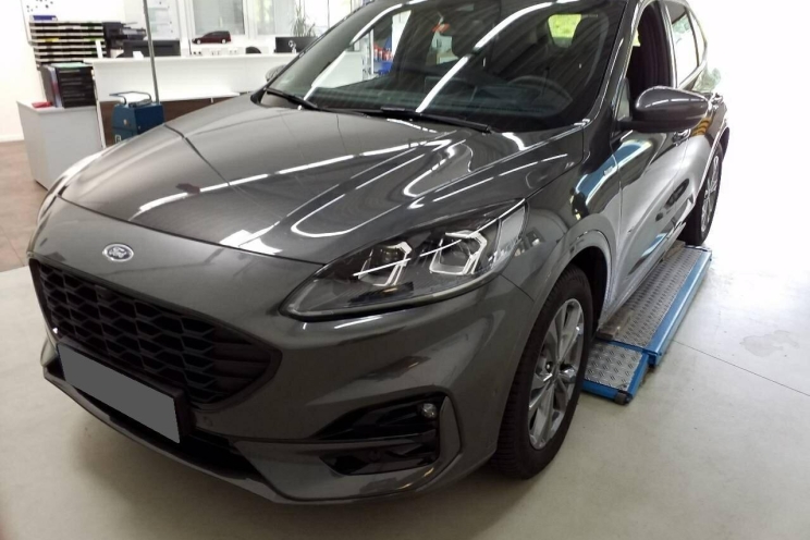 Ford Kuga 2020 photo