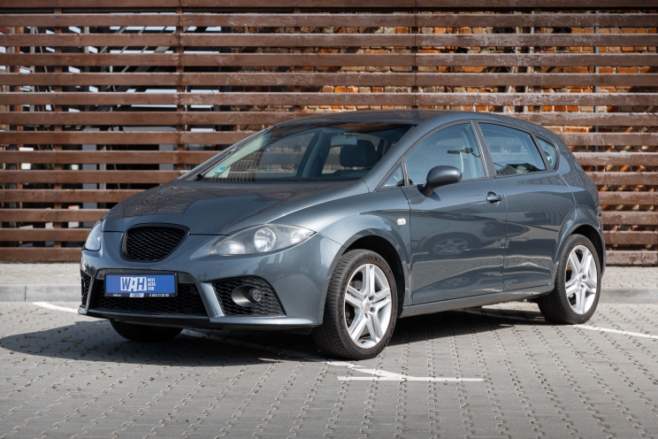 SEAT Leon 2006 фото