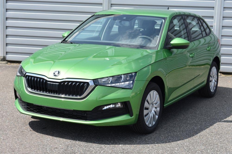 Skoda Scala 2020 фото