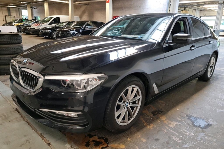 BMW 5 Series 2017 фото