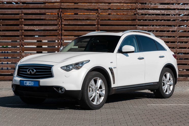 Infiniti QX70 2015 фото