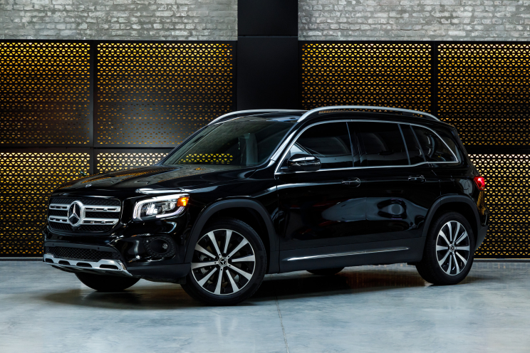 Mercedes-Benz GLB-Class 250 2020 photo