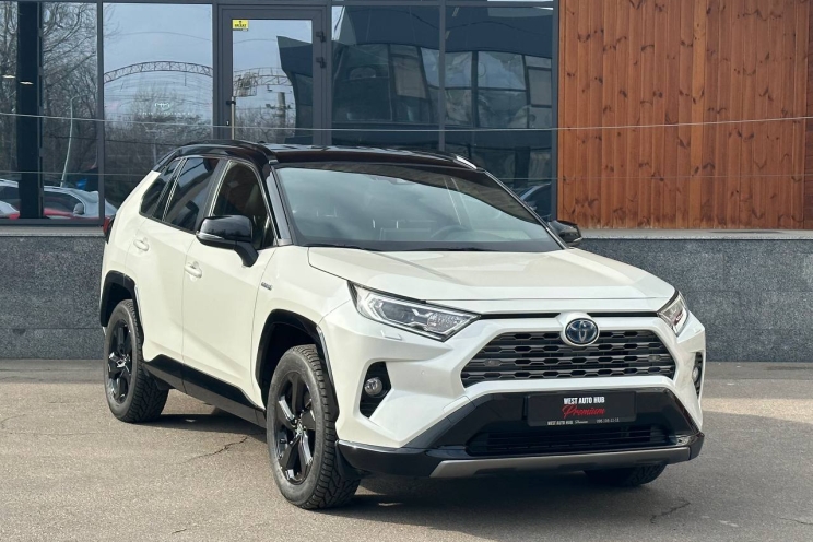Toyota RAV4 EV Hybrid 2020 фото