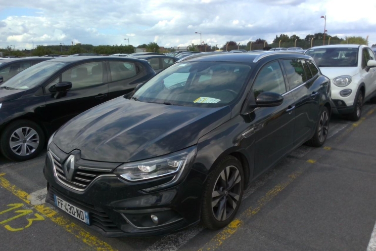Renault Megane Grandtour 2019 photo
