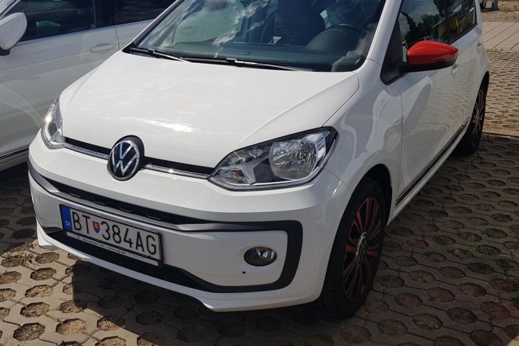 Volkswagen Up! 2020 фото
