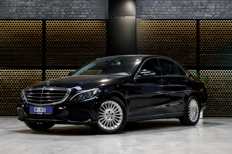 Mercedes-Benz C 180 Exclusive 2014 photo