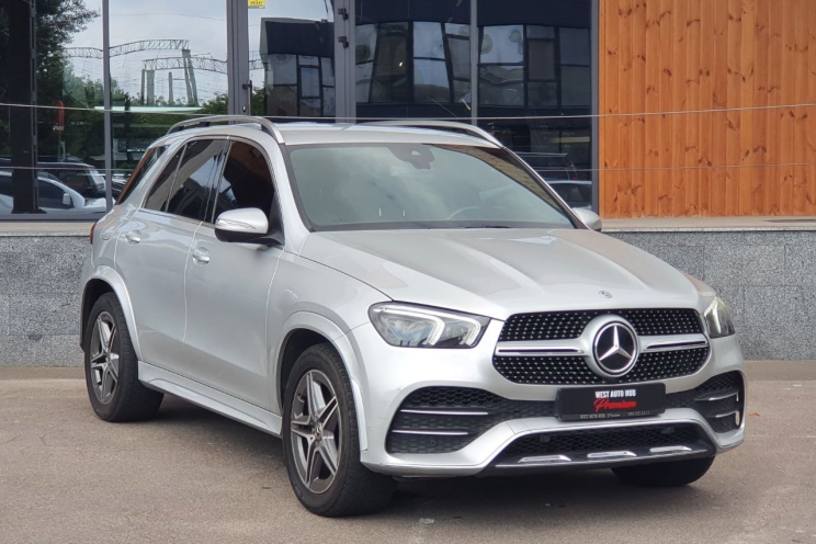 Mercedes-Benz GLE 400 2019 photo