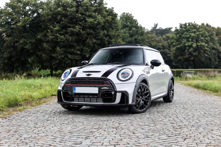 MINI John Cooper Works 2021 photo