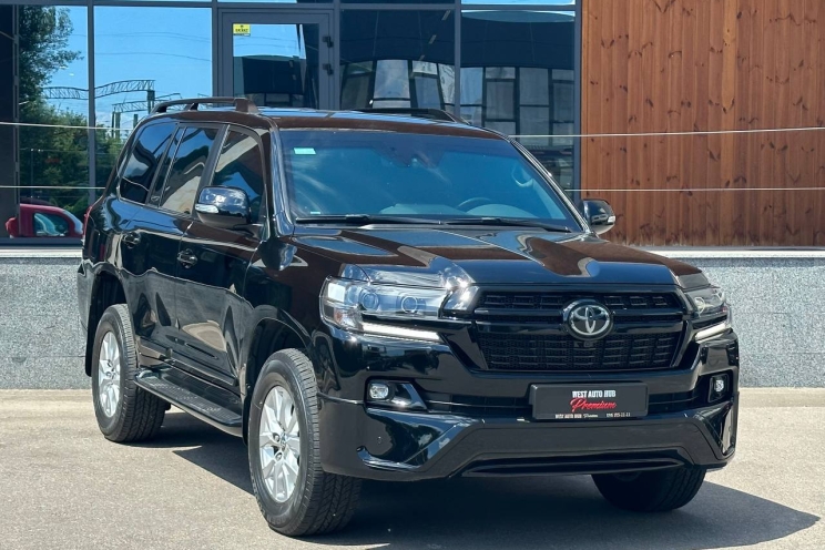 Toyota Land Cruiser 200 GUARD B6 2018 фото Toyota Land Cruiser 200 GUARD B6 2018 фото