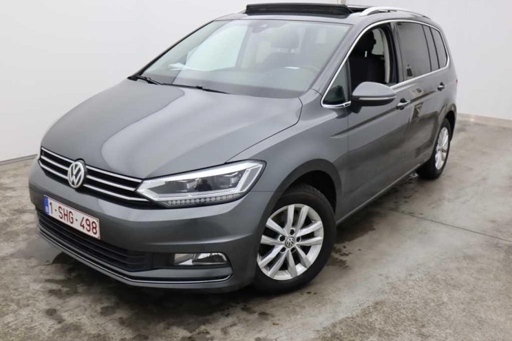 Volkswagen Touran 2017 photo