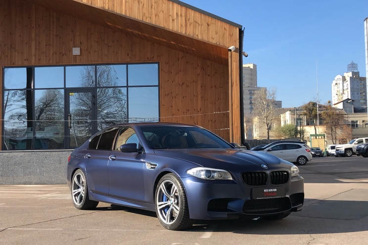 BMW M5 2013 фото