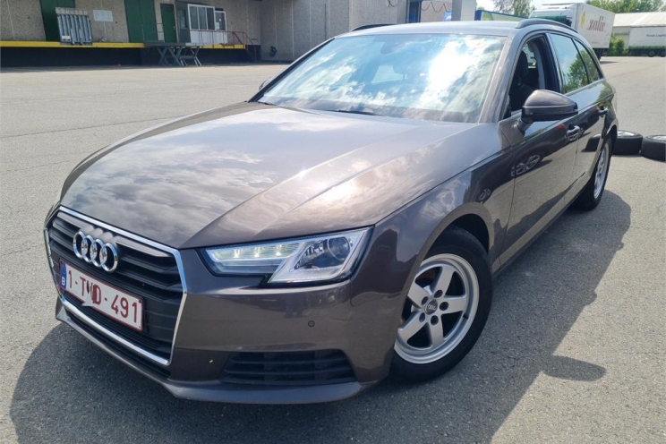 Audi A4 Avant 2018 фото