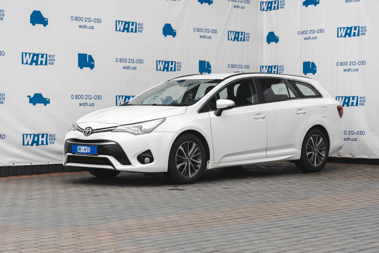 Toyota Avensis 2016 photo