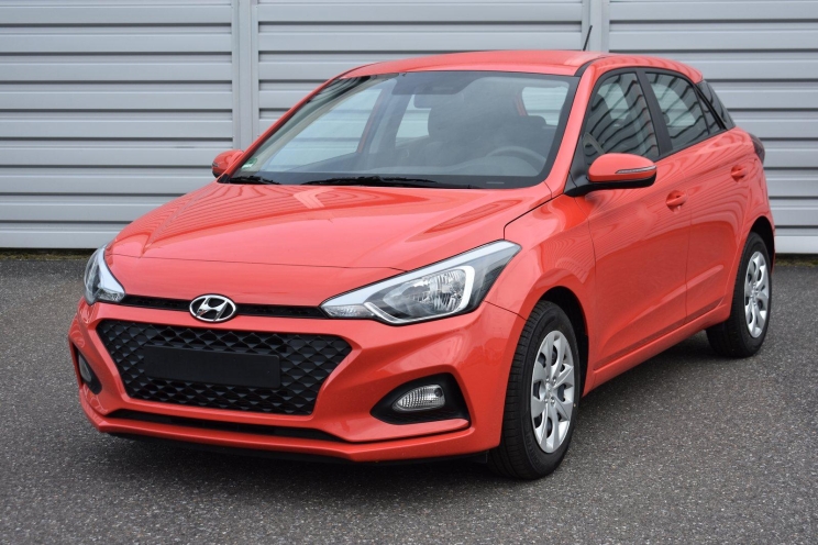 Hyundai i20 2020 фото
