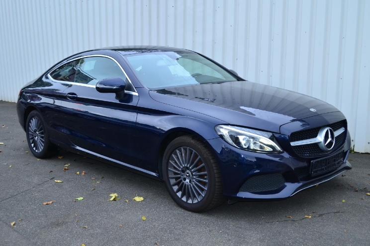 Mercedes-Benz C-Klasse 2018 photo