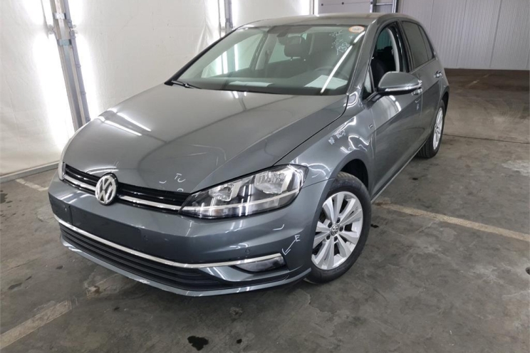 Volkswagen Golf 2020 photo