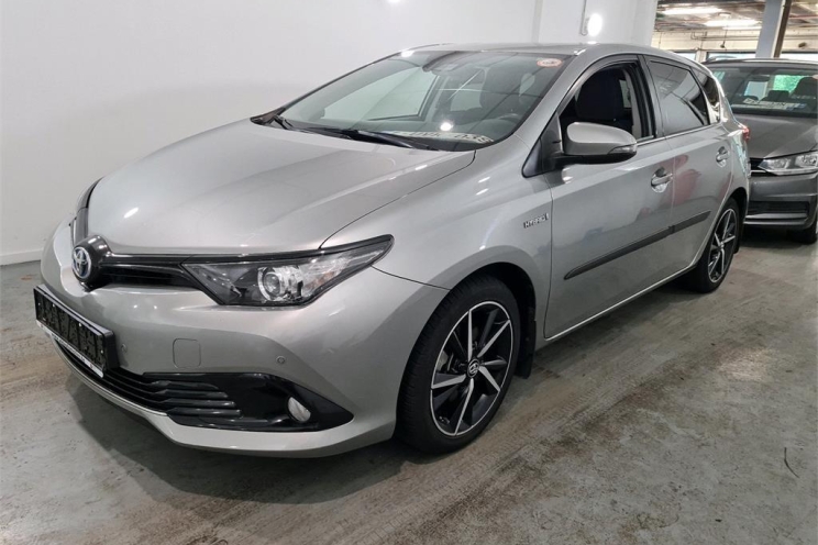 Toyota Auris 2018 photo