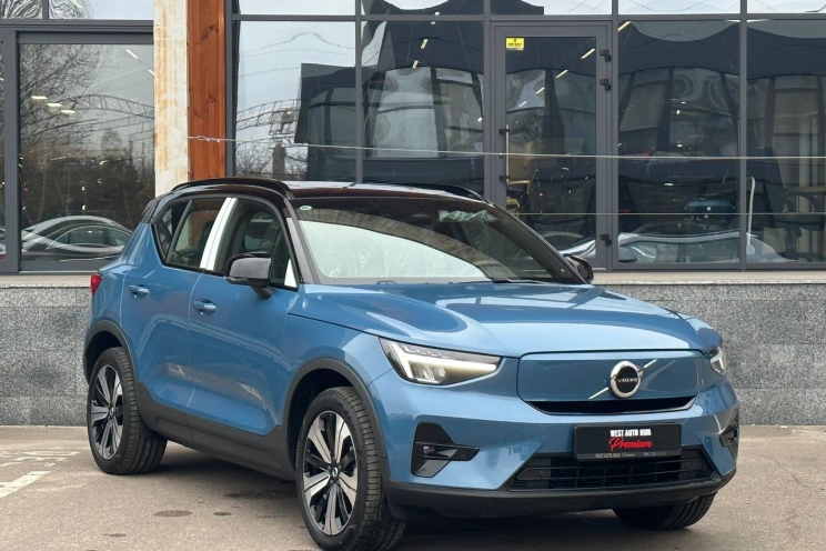 Volvo XC40 Recharge P8 Electric 78 kWh 2023 photo
