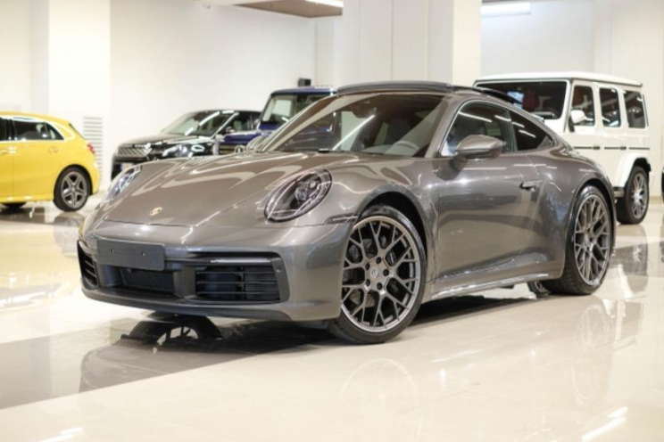Porsche 992 2019 фото
