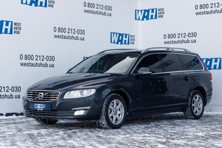 Volvo V70 D4 AWD photo