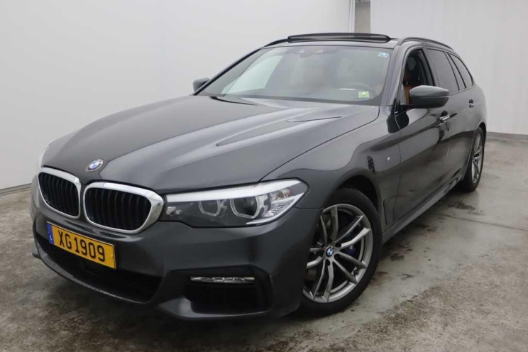 BMW 5er Touring 2018 фото