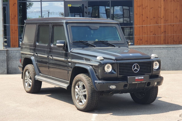 Mercedes-Benz G 500 2010 photo