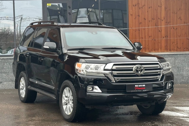 Toyota Land Cruiser 200 GUARD B6 2017 photo