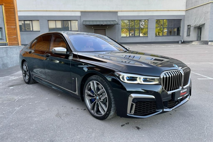 BMW 760 Long XDrive 2022 фото