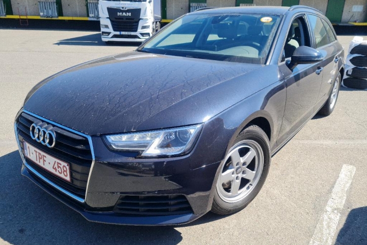 Audi A4 Avant 2018 фото