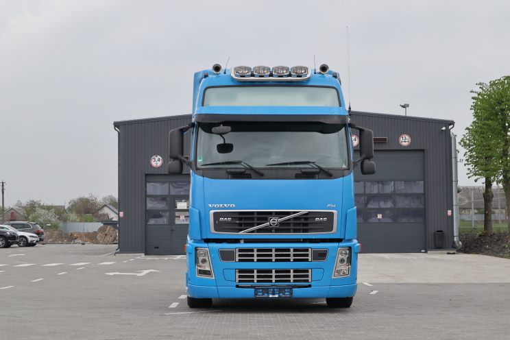 Volvo FH 13 440 2007 photo