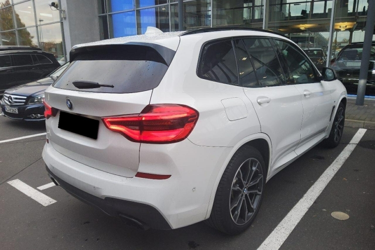 BMW X3 2018 фото