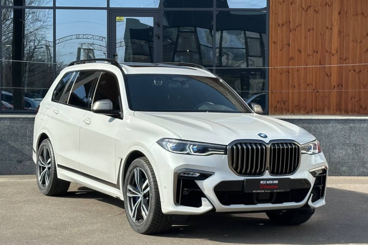 BMW X7 M50d 2020 photo