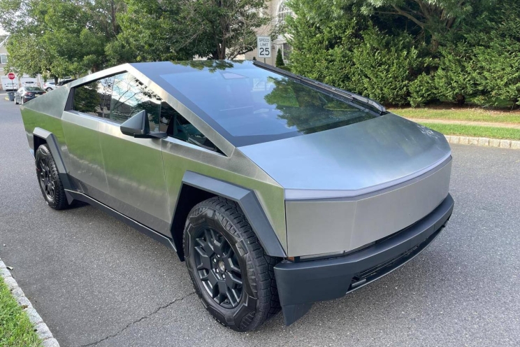 Tesla Cybertruck Dual Motor 120 kWh 2024 фото Tesla Cybertruck Dual Motor 120 kWh 2024 фото