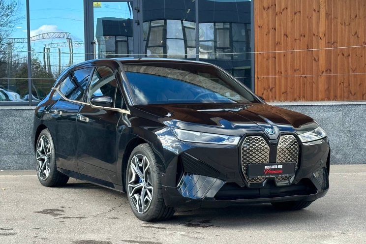 BMW iX xDrive40 2021 photo