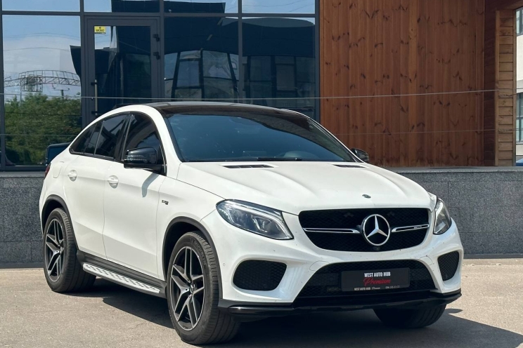 Mercedes-Benz GLE 43 AMG 2018 photo
