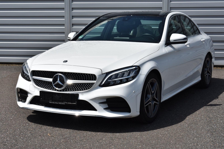 Mercedes-AMG C-Klasse 2019 photo