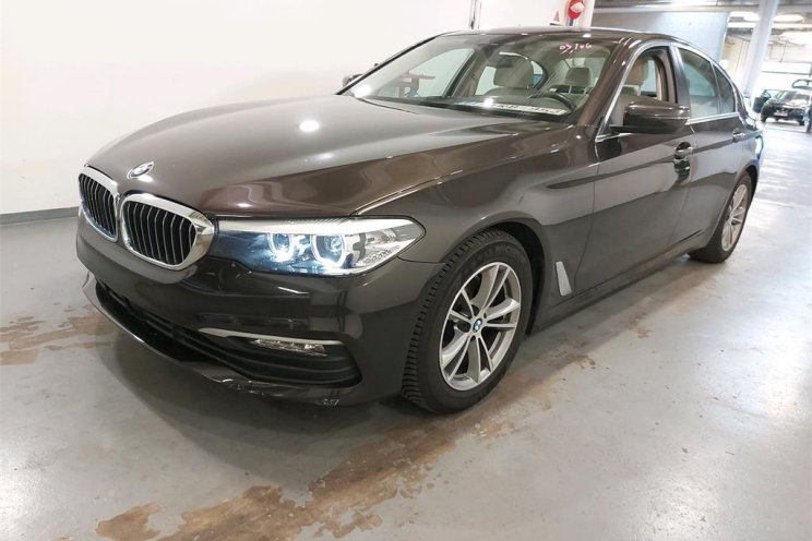 BMW 5 Series 2018 photo
