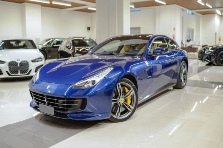Ferrari GTC4 Lusso 2020 фото