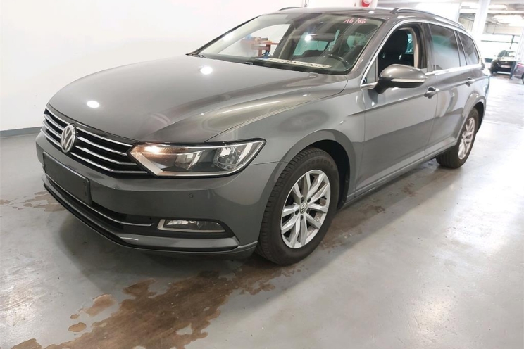 Volkswagen Passat Variant 2017 фото
