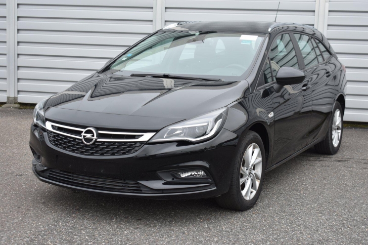 Opel Astra Sports Tourer 2019 photo