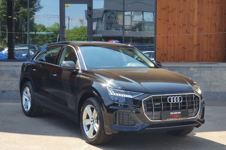 Audi Q8 50 TDI 2023 photo