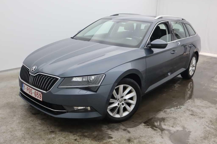 Skoda Superb Combi 2016 фото